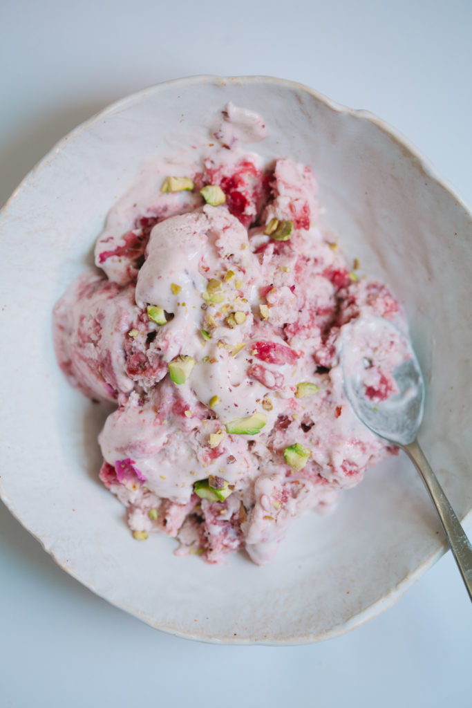 Rose and Rhubarb Frozen Yogurt – Ice Cream Sunday