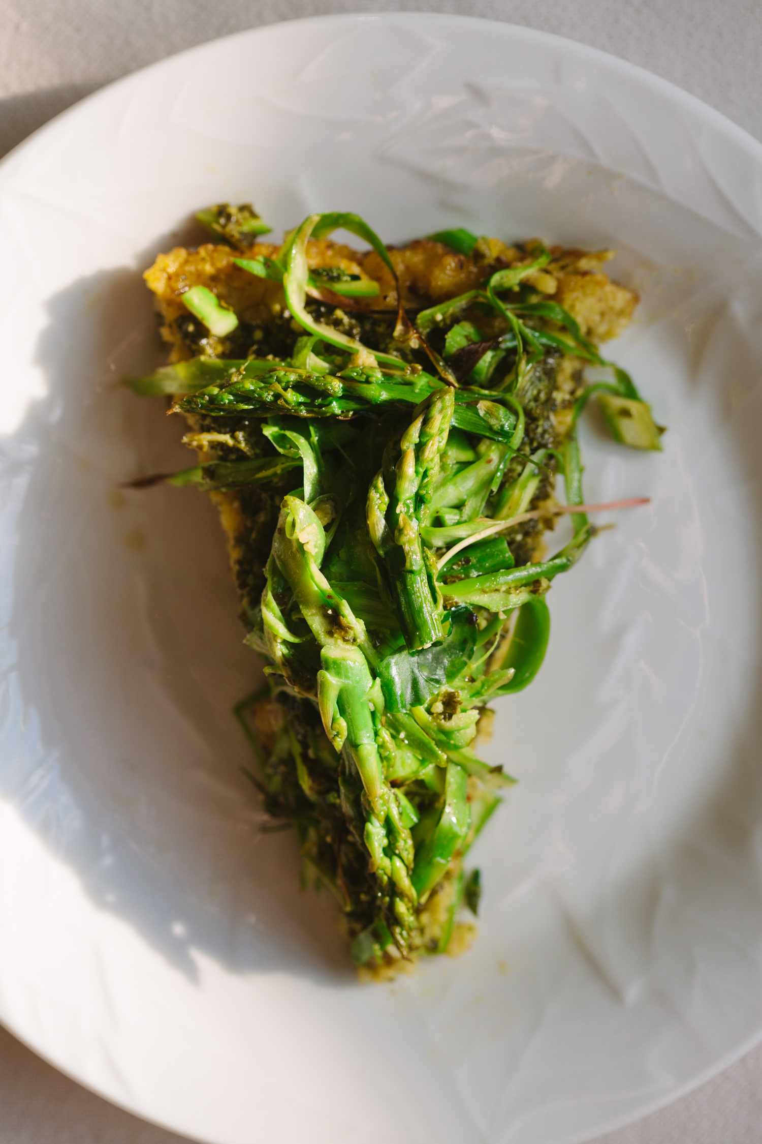 Green Skillet Pizza with Asparagus and Pesto - Golubka Kitchen